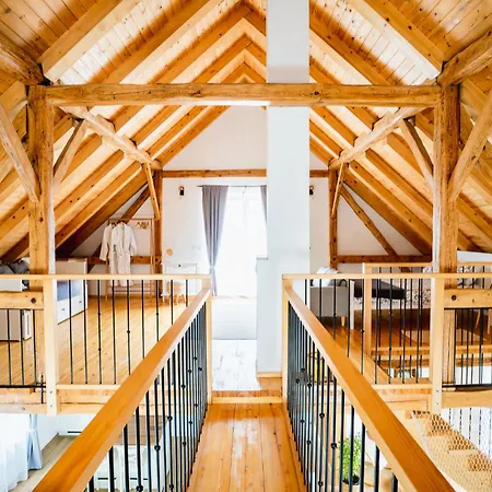 Pri Stari Mami Tatil Evi Sveti Tomaz