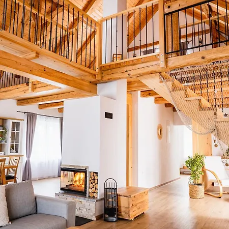 Pri Stari Mami Tatil Evi Sveti Tomaz